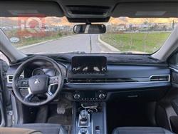 ميتسوبيشي اوتلاندر